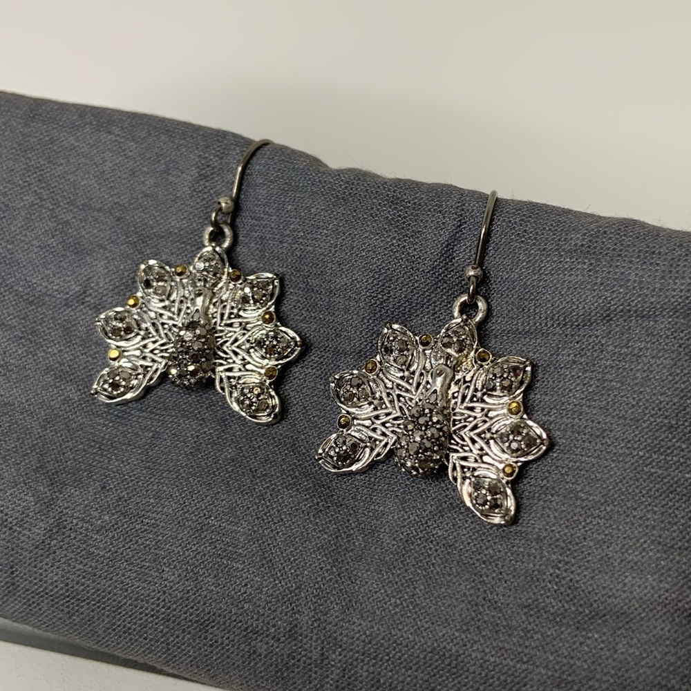 Lucky Brand Peacock Bedazzled Decorative Dangle Charm Silver Tone Earrings - Picture 3 of 9